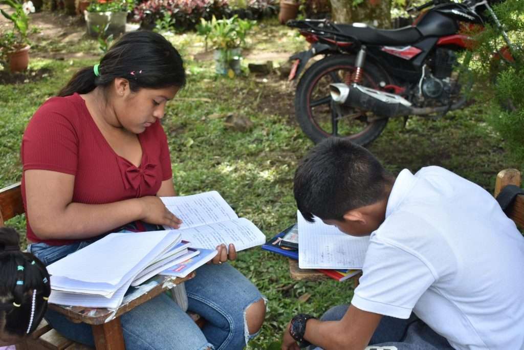 Apadrinamiento de Niños o Escuelas 2025
