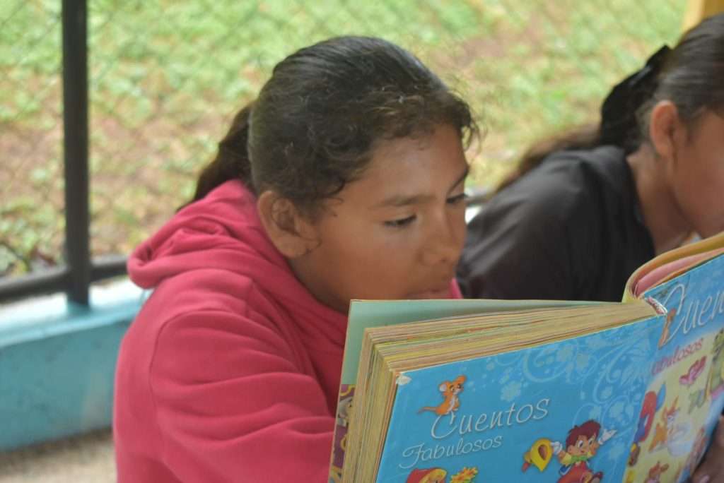 Apadrinar un niño pobre