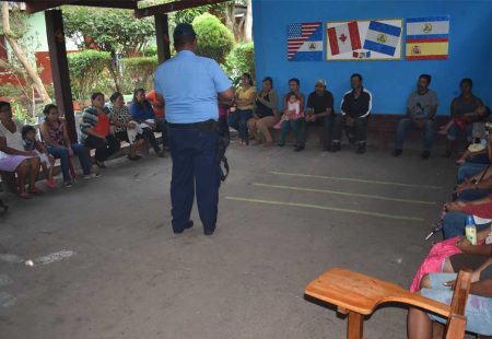 servicios-sociales-a-la-comunidad-nicaragua-fundacion-hogar-luceros